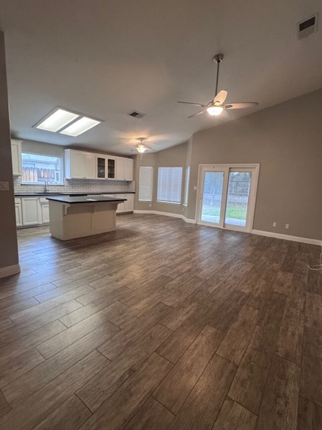 Photo - Home For Rent