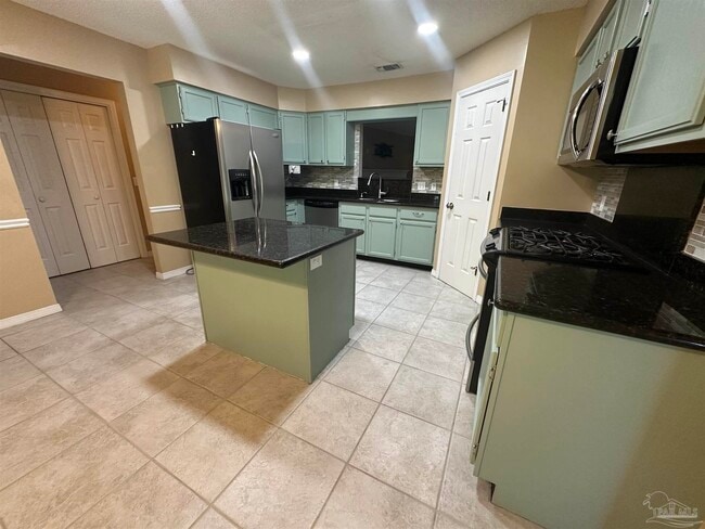 Photo - 1301 Little Creek Cir