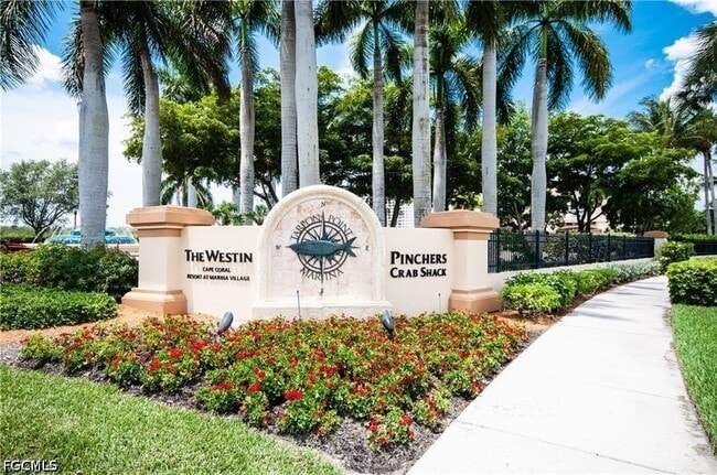 Building Photo - 6061 Silver King Blvd Unit 203