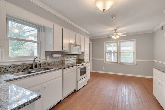 Photo - 319 Tanglewood Rd