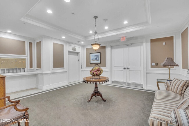Photo - 1021 Oval Rd