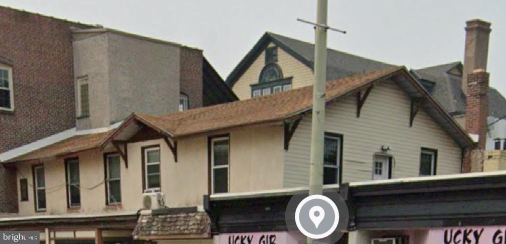 Photo - 3 W Lancaster Ave