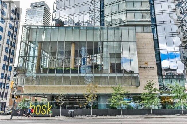 Photo - 180 University Ave Unit 4704