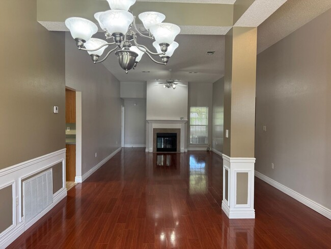 Photo - 4 BED / 2 BATH CENTRALLY LOCATED IN FORT WALTON BEACH