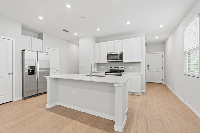 Photo - 14728 Macadmia Lane
