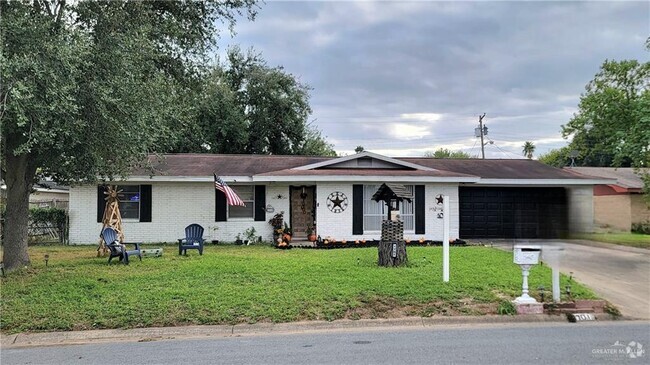 Building Photo - 1701 Primrose Ave Rental