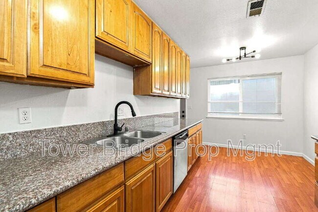 Photo - 3414 6th Ave