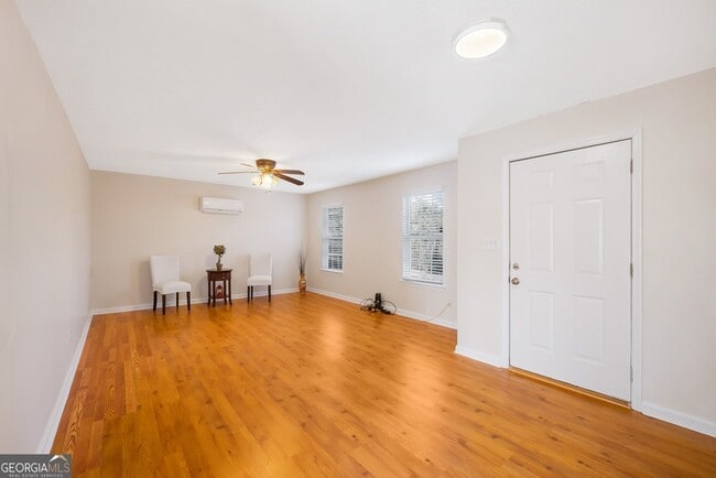 Photo - 252 Skyview Rd