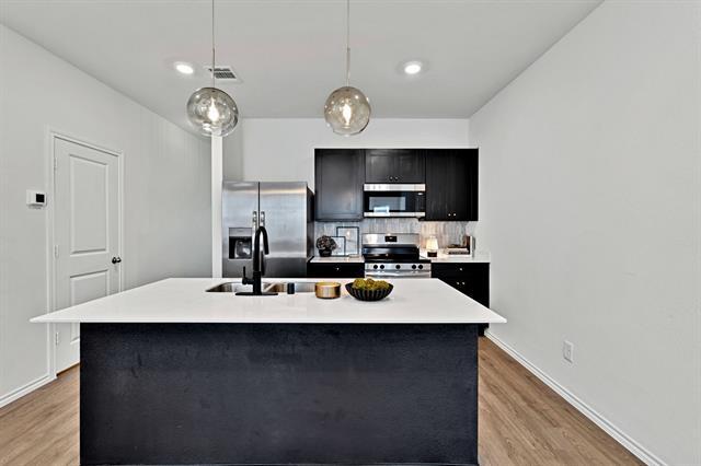 Photo - 310 Arbor Dr