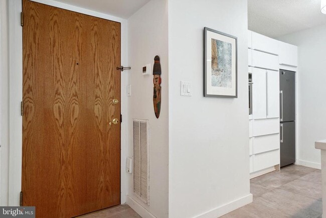 Photo - 2141 Wisconsin Ave NW Unit 103