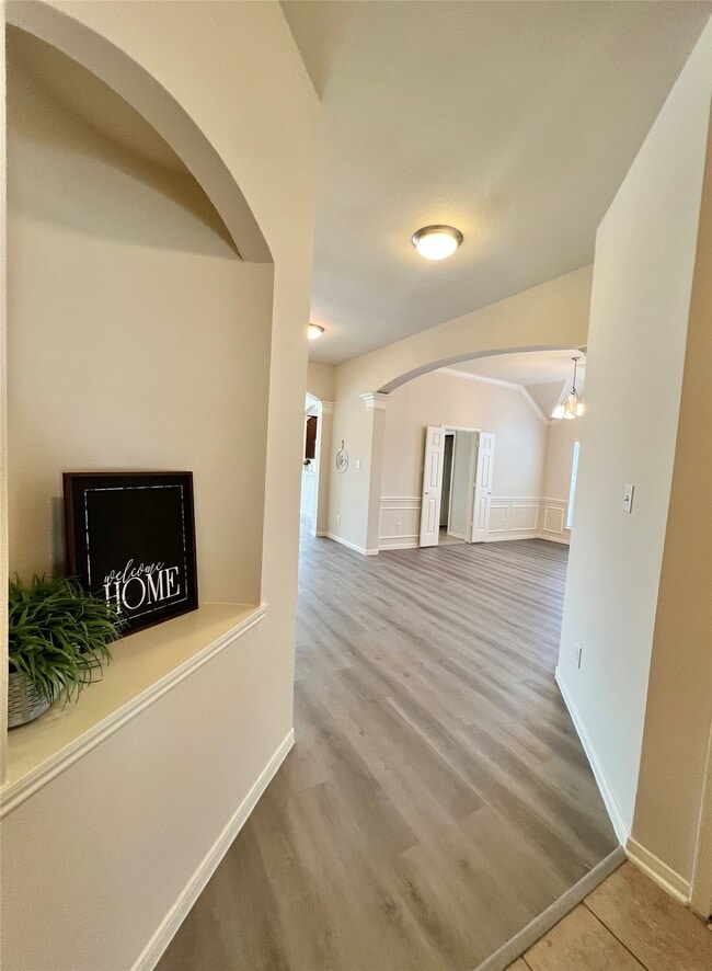 Photo - 128 Emerald Loch Ln