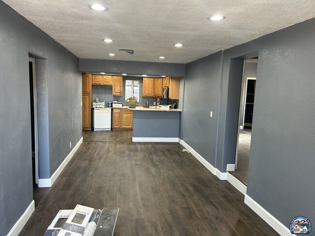 508 W 11th St
