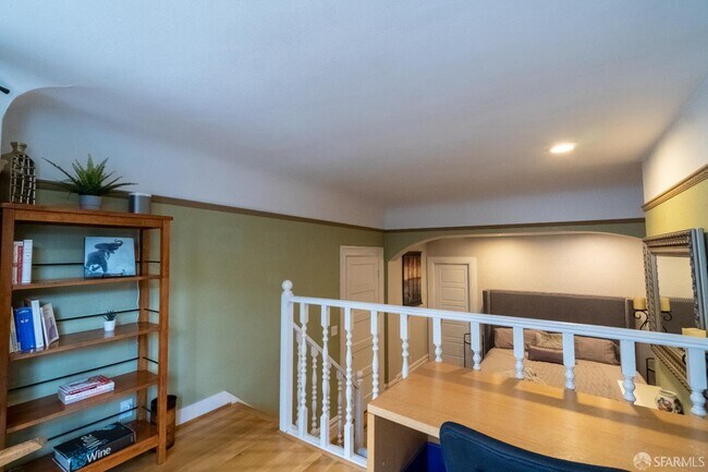 Photo - 1888 Green St