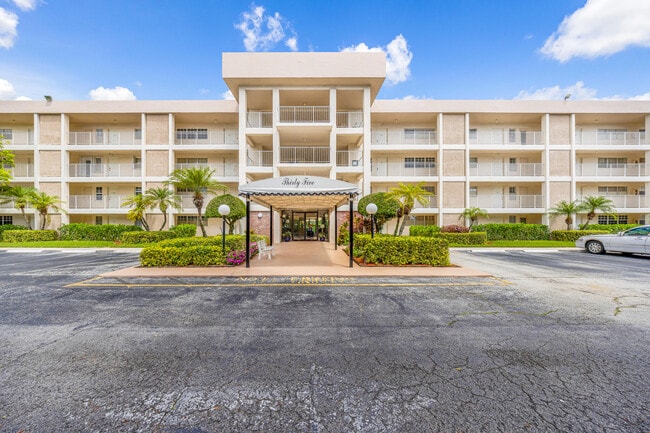 Building Photo - 3151 S Palm Aire Dr Unit 407