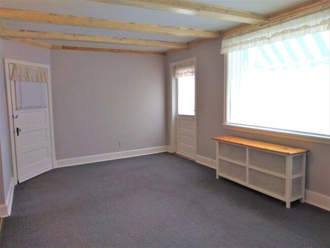 Photo - 715 5th Ave Unidad Apt 4