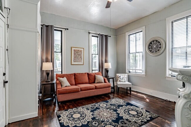 57 N Ann St Unit SI ID1043455P