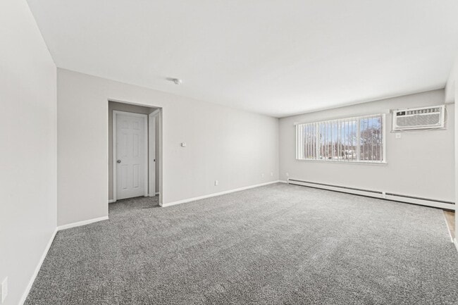 Williamsburg Apartments