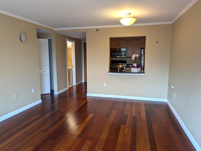 Photo - 931 Massachusetts Ave Unit 505