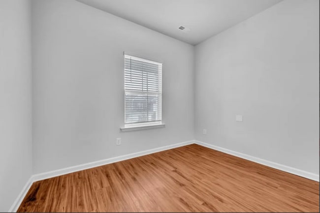 Photo - 13905 Hickory Brk Rd