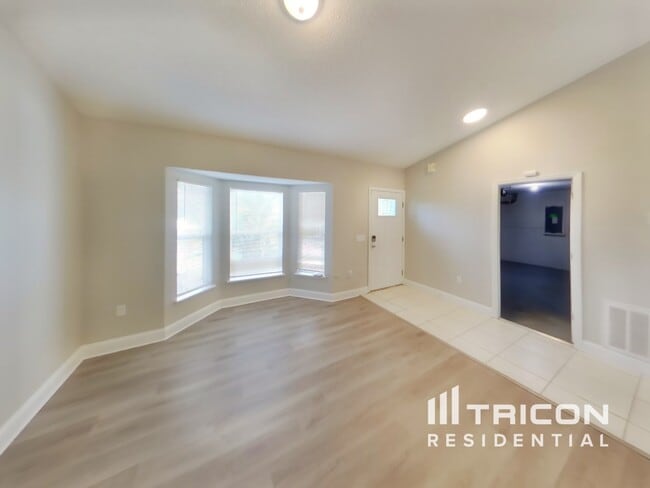 Photo - 4201 Castle Ave