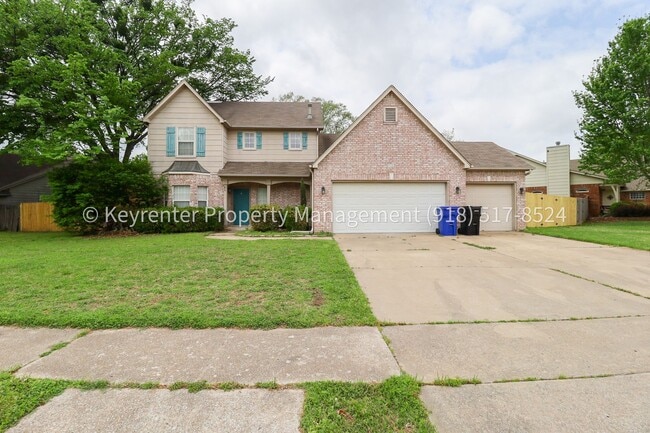 Photo - 4 Bed | 2 Bath in Broken Arrow!