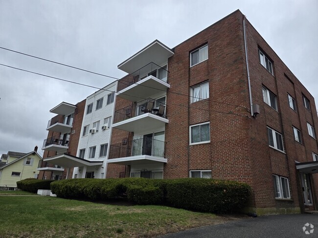Building Photo - 260 Tremont St Unit 1 Rental