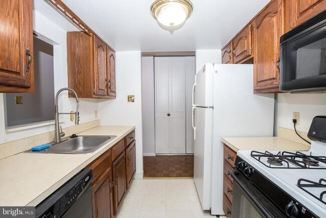 Photo - 100 West Ave Unit 803W