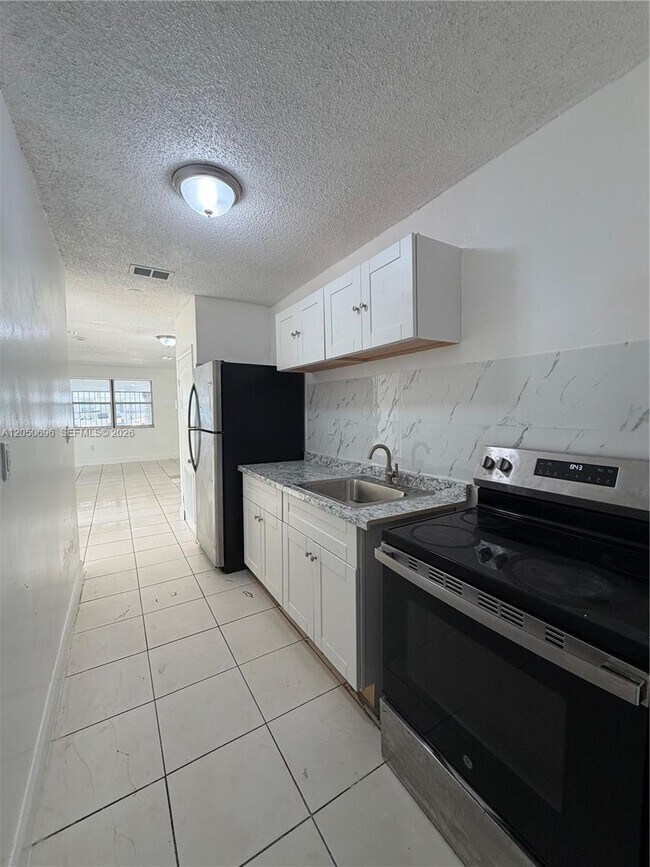 Photo - 760 NE 131st St Unit 760