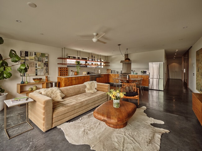 Building Photo - 1424 11th Ave Unit PH C Rental