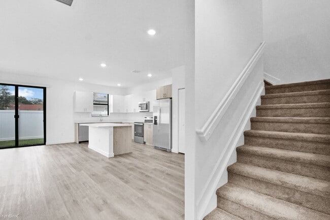 Photo - 2 br, 3 bath Townhome - Siena at Palm Aire...