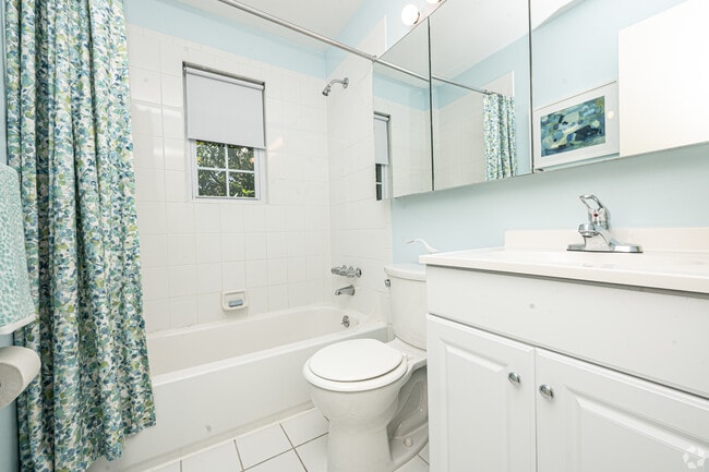 Modelo 1C Baño - The Harbour Club