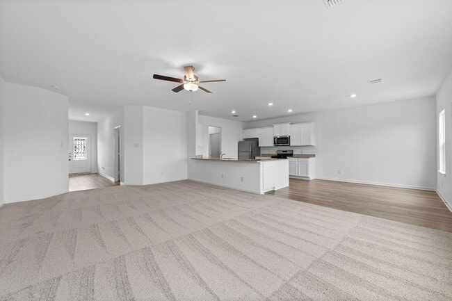 Photo - 235 Surrey Oaks
