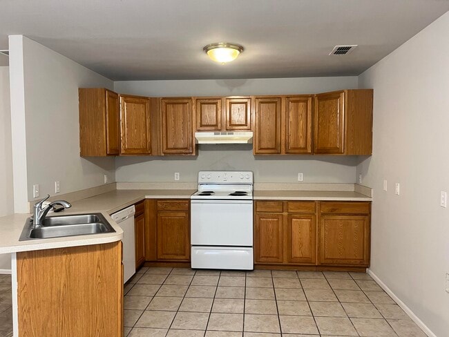 Photo - 3415 49th St