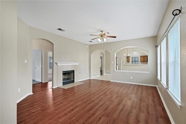 Photo - 702 Pampas Ricas Dr