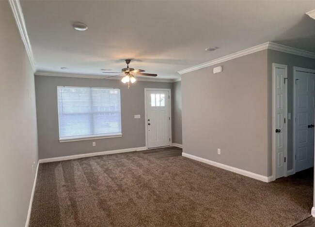 Photo - 118 Clark Rd