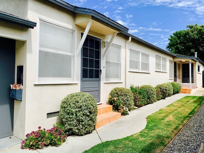 Building Photo - 710 Bay St Unit Bay Street  A  ACTIVE