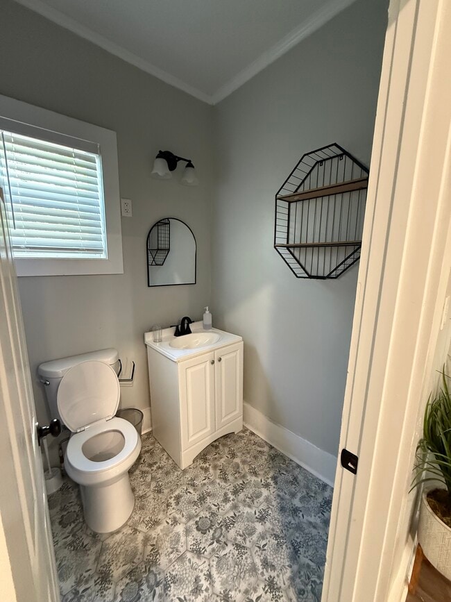 Bathroom - 1511 Whitaker St Apartamentos