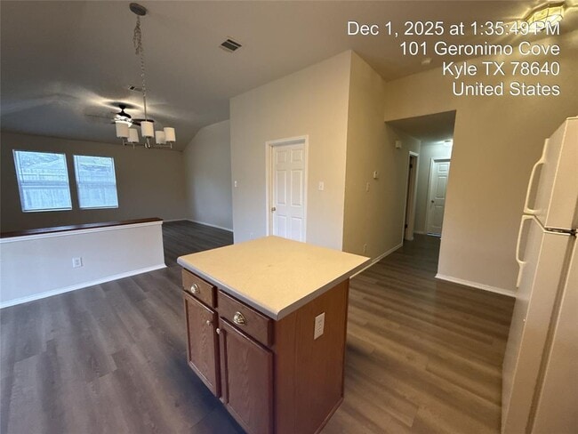 Photo - 101 Geronimo Cove