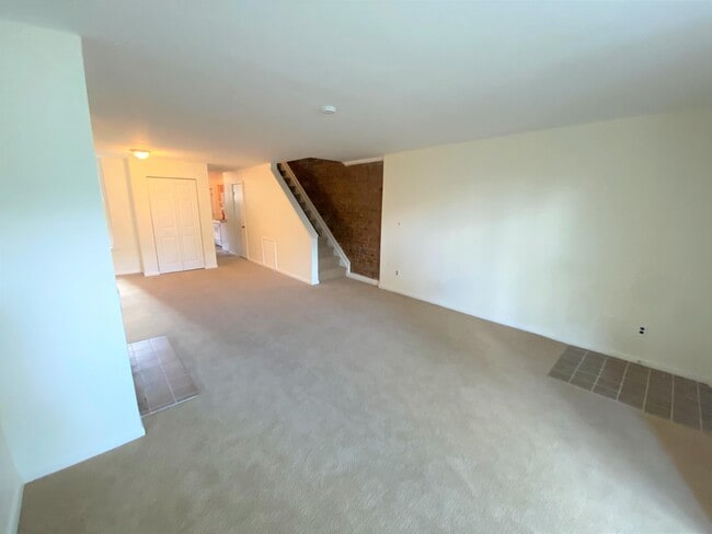 Photo - 514 14th St NE