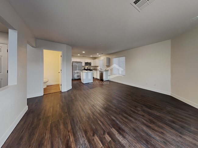 Photo - 6130 Peach Blossom Ln