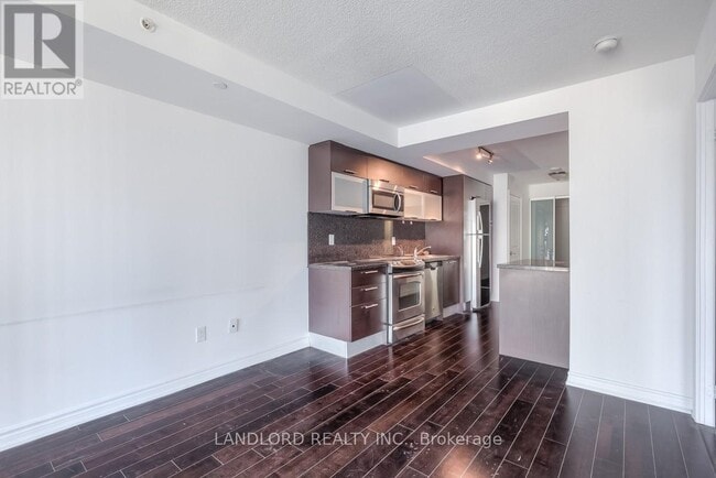 Photo - 386 Yonge St Unité 1816