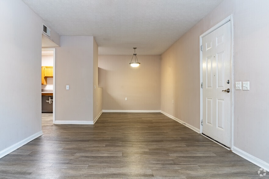2BR, 1BA - 864SF - Living Room and Dining Room