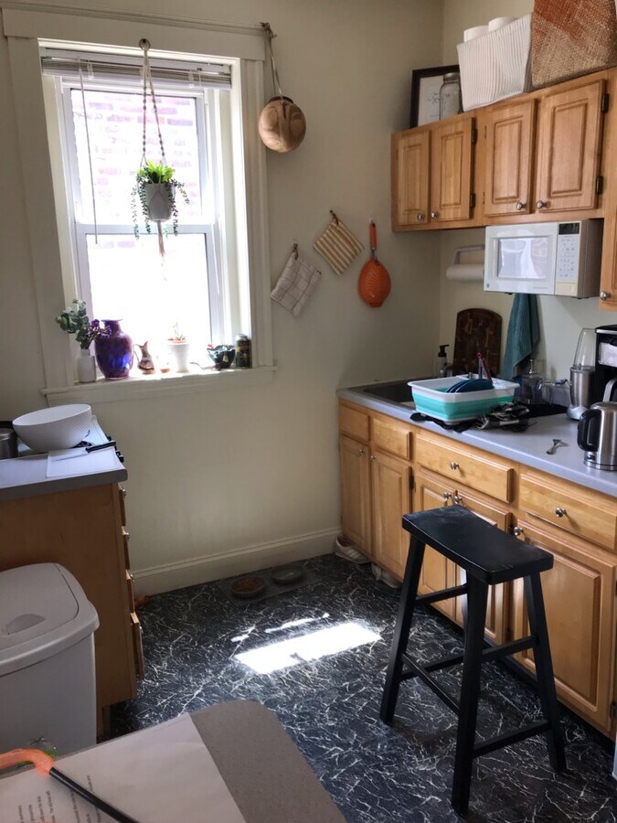 Photo - 98 Queensberry St Unit 1