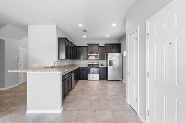 Photo - 6562 S Goldenrod Rd