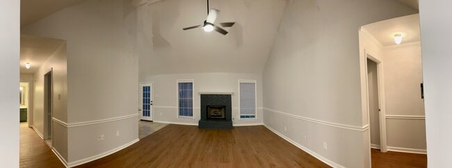 Photo - 6835 Andrews Rd