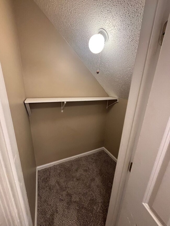 Photo - 880 Wilson Ave Unit 2