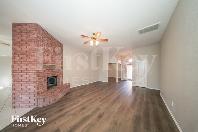 Photo - 15517 Arbuckle Heights