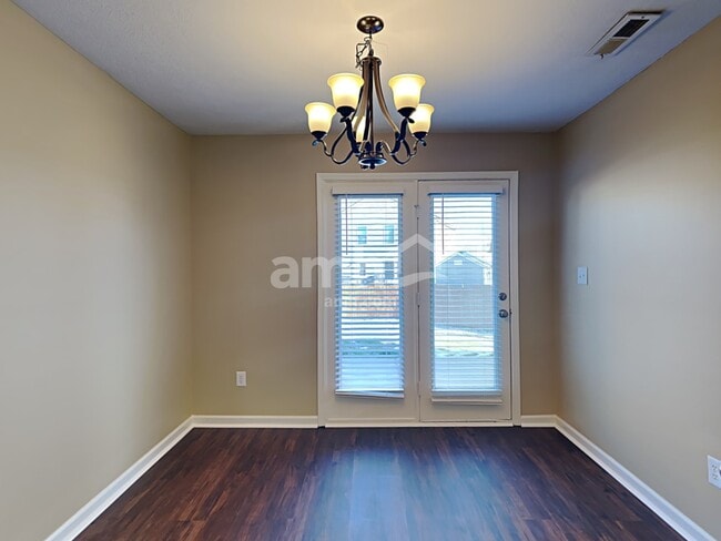 Photo - 12693 Old Pond Rd