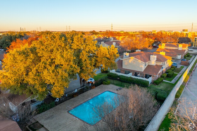 Alternate Building View - Ridgeline Townhomes
