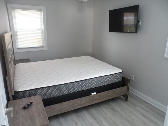 Photo - 11 S Jefferson Ave